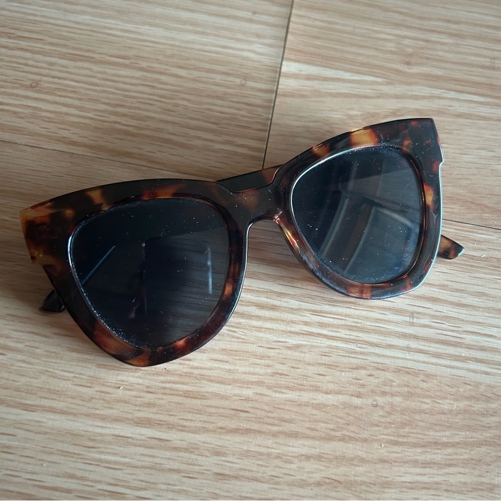 Dark Brown Cat Eyes Sunglasses